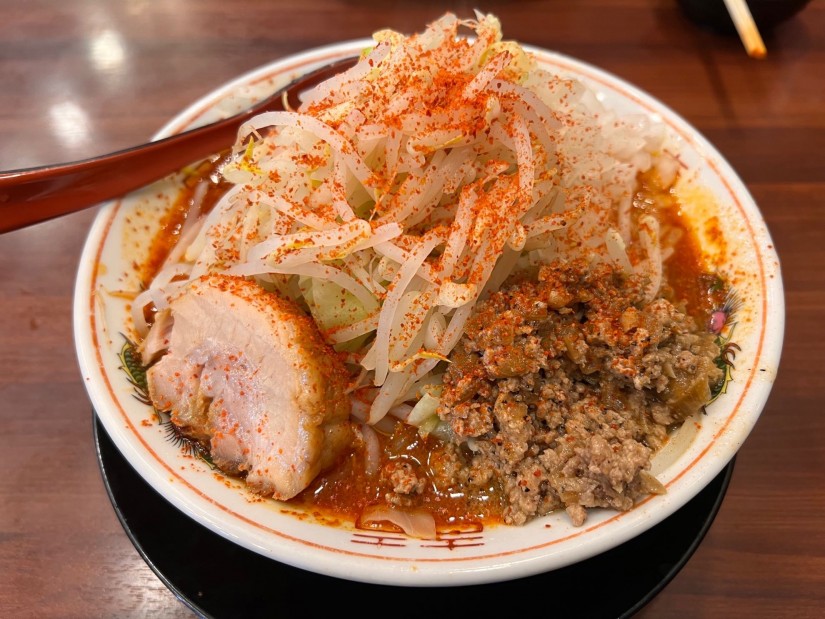 火山らーめん 8辛