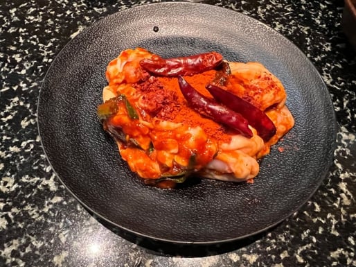 国産新鮮トンチャン バシ辛味 3辛