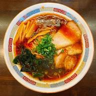 赤いラーメン