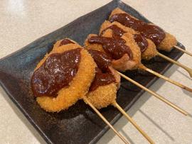 赤い串カツ!旨辛味噌串6本盛り 2辛
