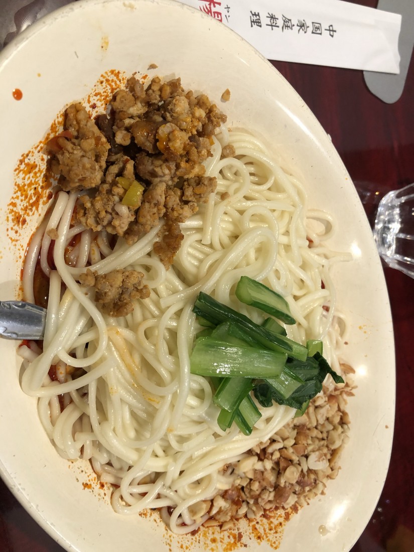 汁なし坦々麺