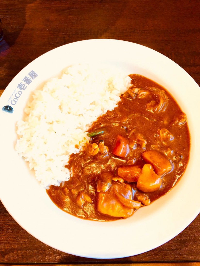 たっぷりあさりのカレー（やさいトッピング） 5辛