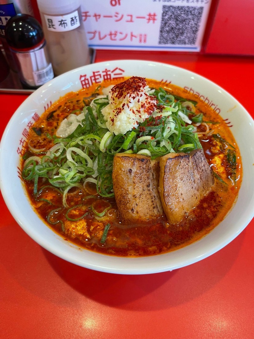 旨辛にんにくラーメンスーパー 4辛