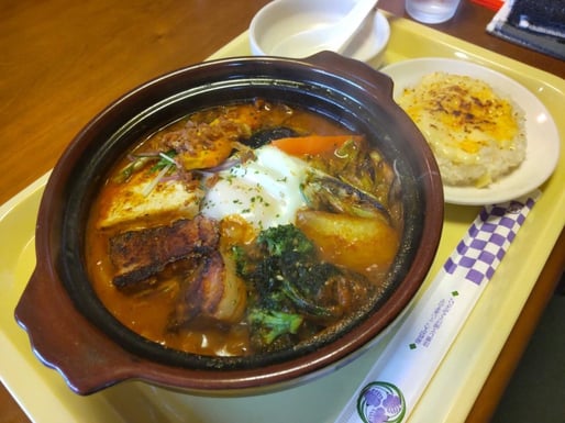 鍋焼きスープカレーうどん 10怒 獄辛