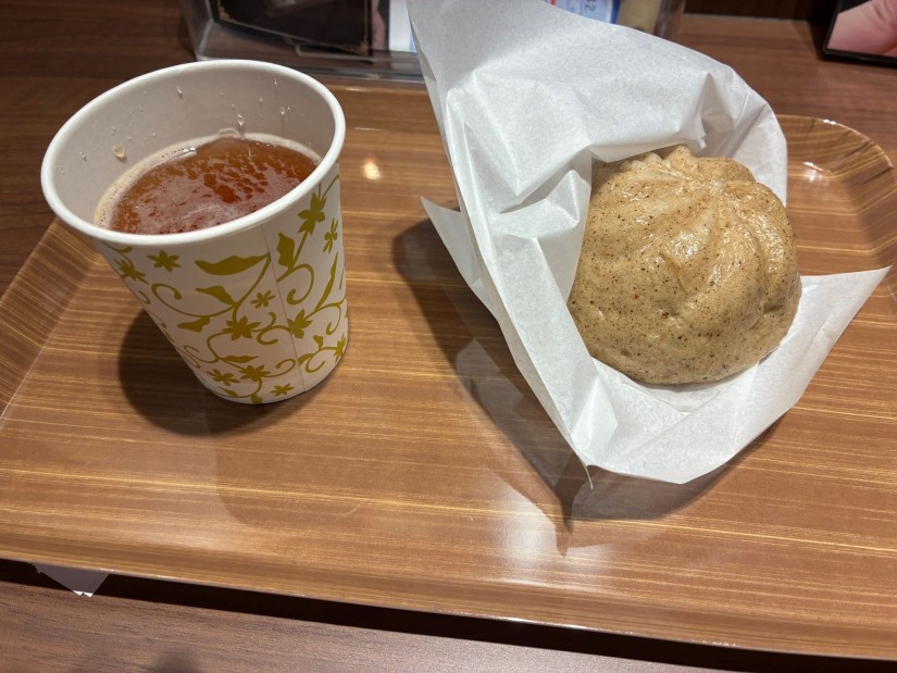 スパイシーなチキンカレー饅