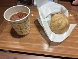 スパイシーなチキンカレー饅