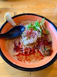 スパイシー担々麺