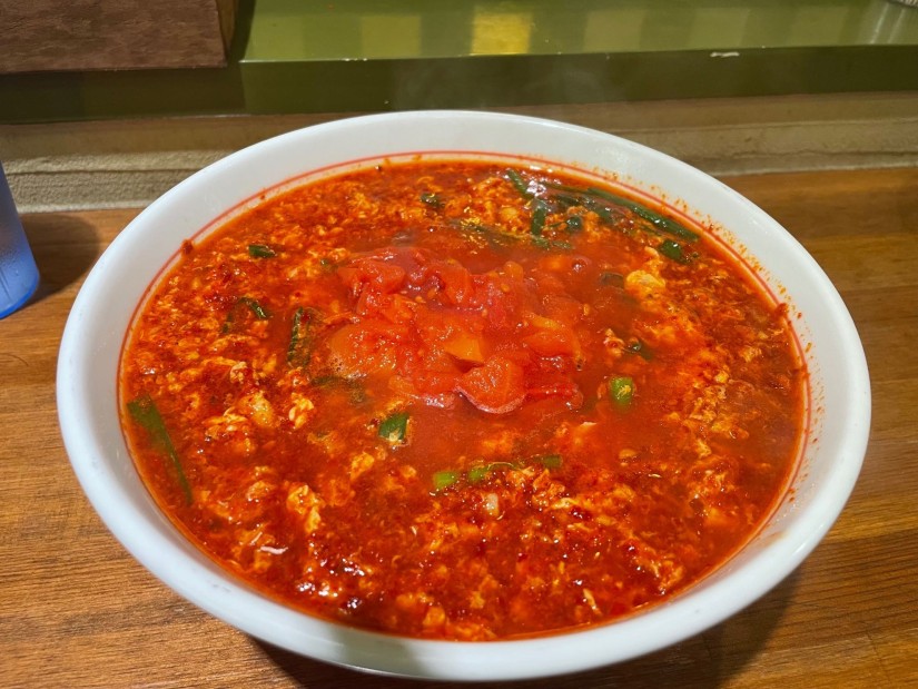 ぼんぼんめん    トマトトッピング 21辛 