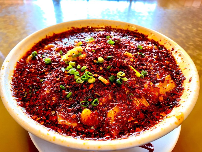 ラータン刀削麺 優しい辛さ