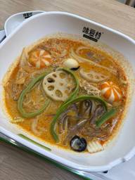 牛骨スープ麻辣湯