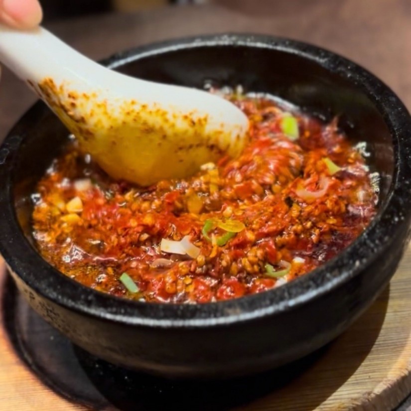 元祖頂点石焼麻婆刀削麺 地獄辛