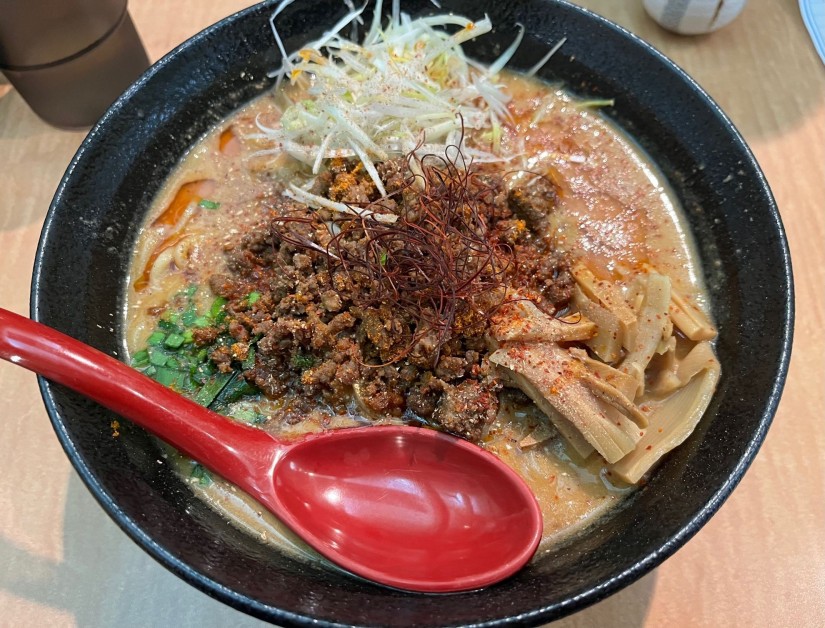 白山麓 猪担々麺 激辛