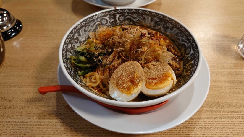 王道 特製汁なし坦々麺 閻魔