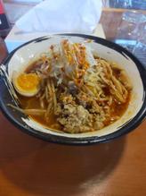 辛味噌ラーメンモヤシのせ