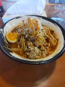 辛味噌ラーメンモヤシのせ