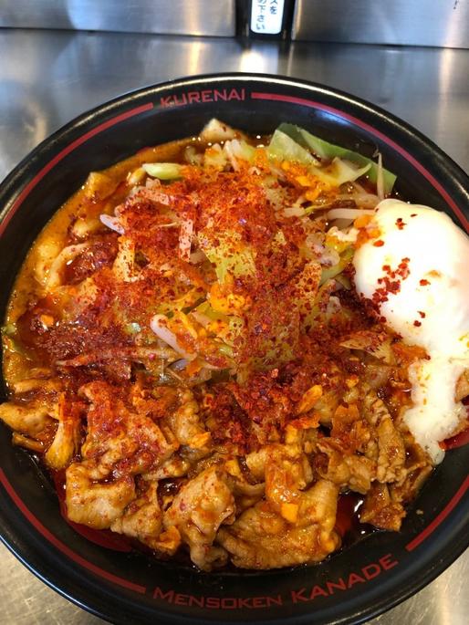 鬼紅ラーメン 温玉 辛め