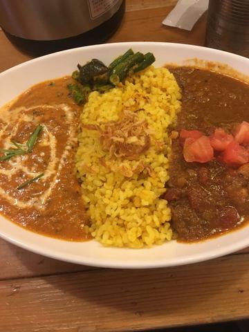ランチダブルカレー  マサラチキン&ネイコーリ