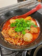 麻辣湯 辛さ4 、痺れ4 