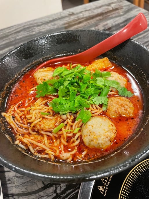 麻辣湯 辛さ4 、痺れ4 