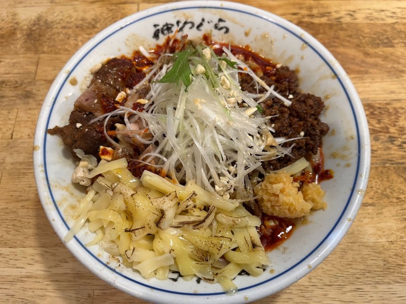 汁なし担々麺 辛増し