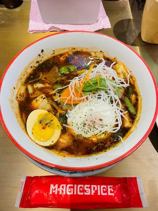 ポーク角煮トマトカレー 天空