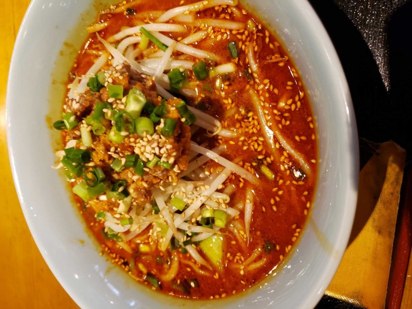 四川麻辣担々麺