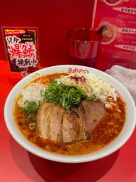 旨辛にんにくらーめん 爆鯱 爆鯱