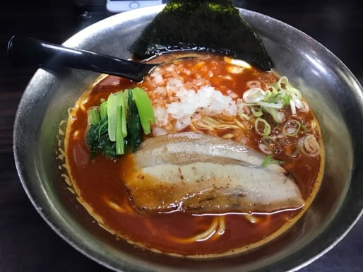 濃厚鶏辛白湯らーめん 6辛