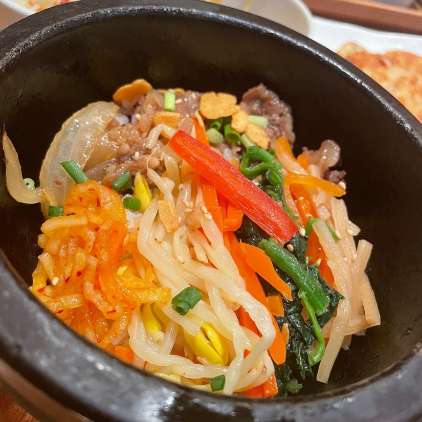 ガーリック牛カルビ石焼ビビンバ