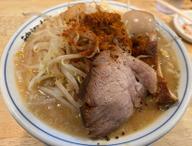 旨辛濃厚豚ラーメン 激辛