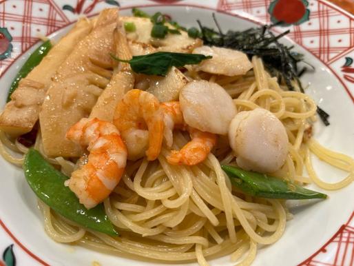 筍と海老と帆立のペペロンチーノ（山椒オイル添え）