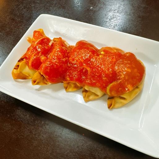 揚げ餃子のチリソース