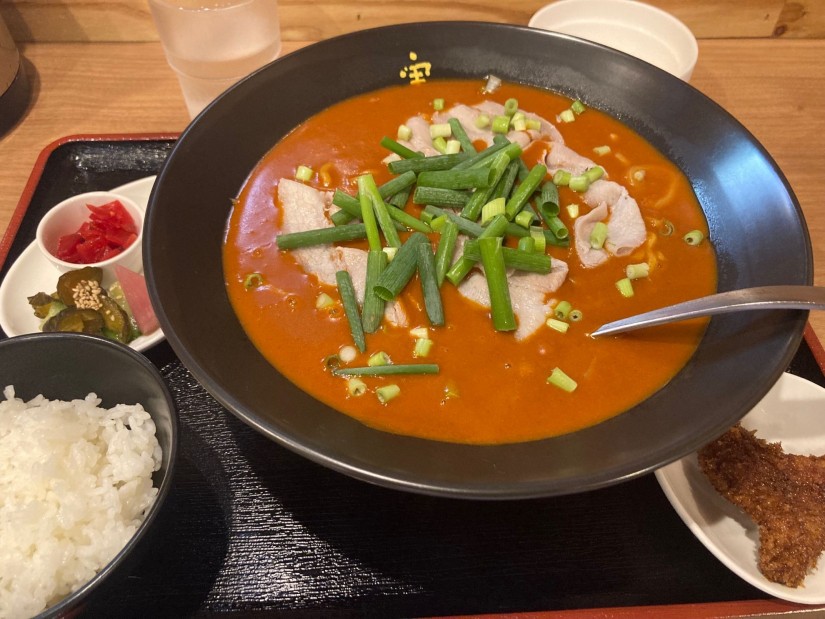 赤いかれー麺   極辛