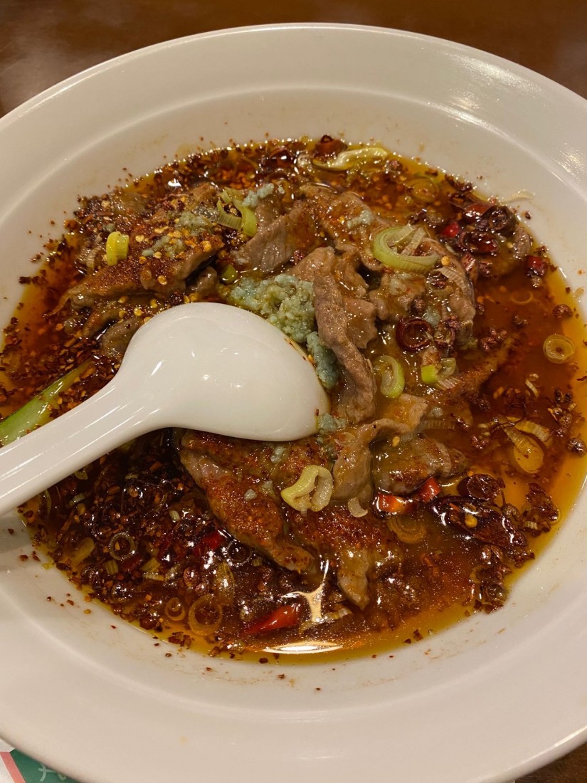 牛肉の四川風辛子煮込み