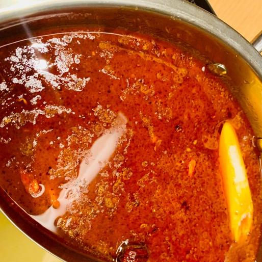 モンゴル薬膳鍋 超辛