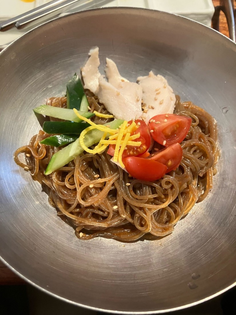 激辛ビビン麺