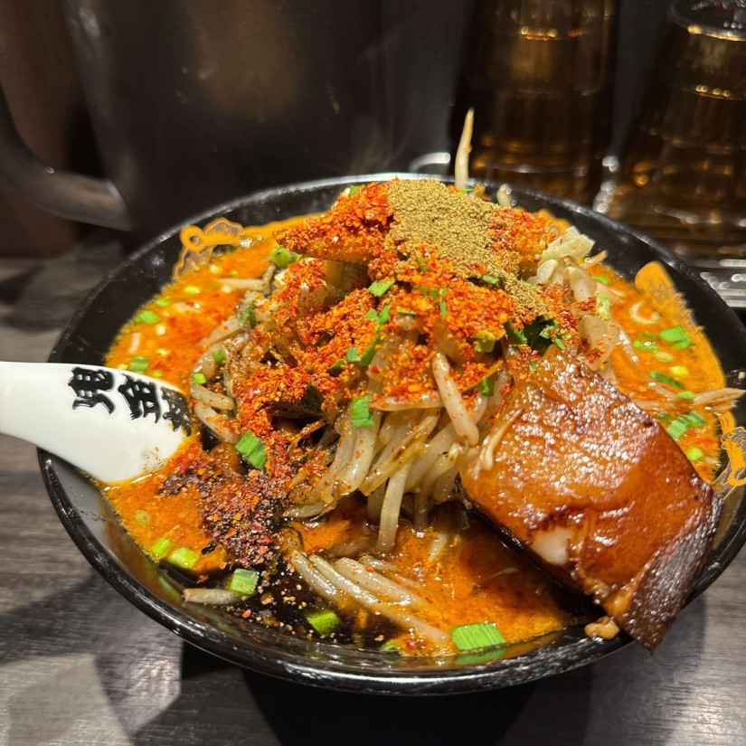 カラシビ味噌らー麺 カラ鬼増し シビ増し 鬼盛りもやし