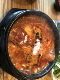 ホルモンスンドゥブ 辛さレベル4