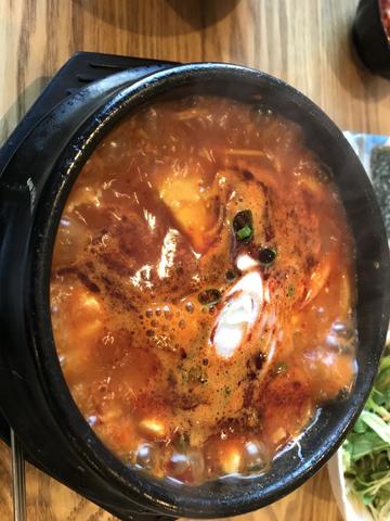 ホルモンスンドゥブ 辛さレベル4