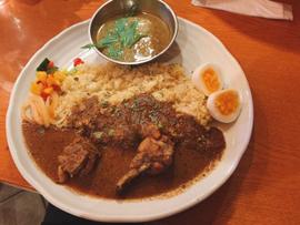 チキンカレーとカキキーマ