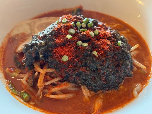 ブラックラーメン 地獄(7辛)