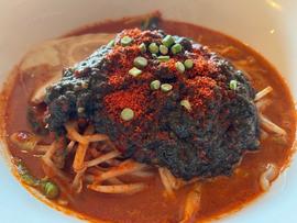 ブラックラーメン 地獄(7辛)