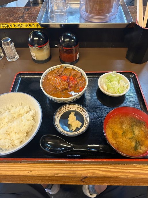 激辛カレーもつ煮
