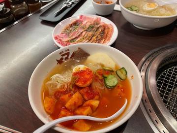冷麺 特辛