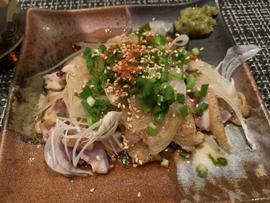炙り赤鶏のタタキ 1.8辛