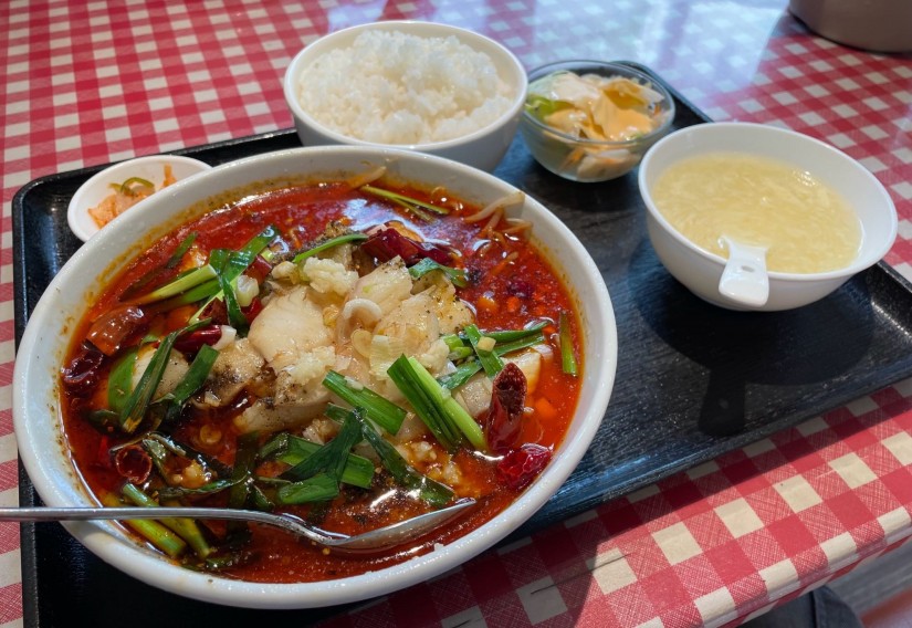 白身魚の激辛煮込み定食(水煮魚片) 激辛