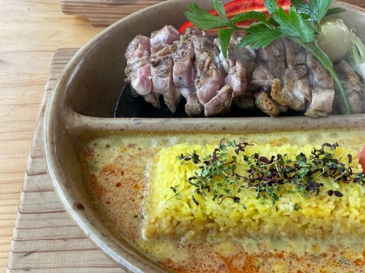 博多地鶏ステーキカレー 2辛