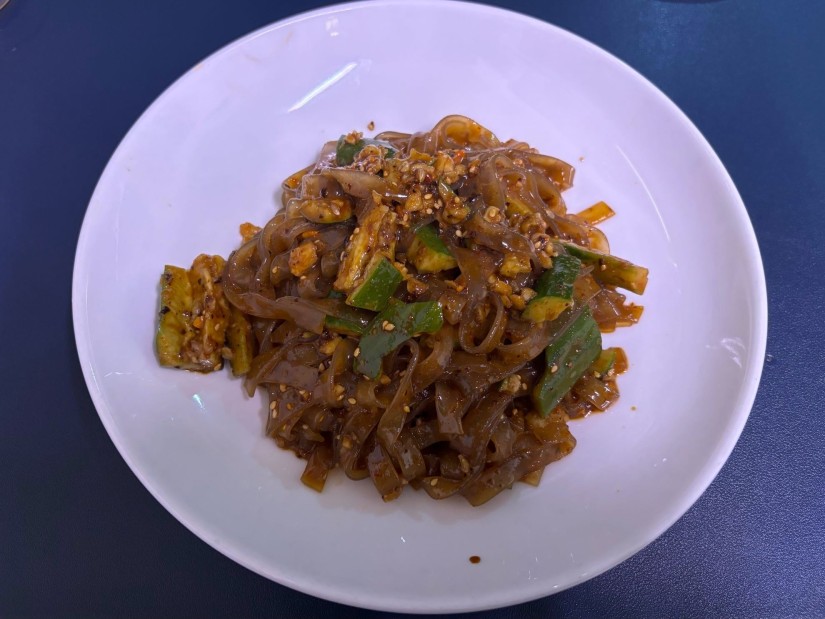 板春雨の辛口和え物