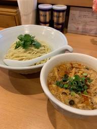 魚介出汁の酸辣つけ麺 激辛