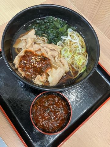 辛味肉そば〜ニラ辛醬仕立て〜追加2辛